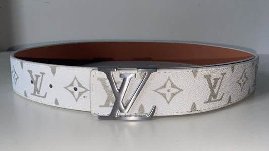 1:1 Louis Vuitton belt without box